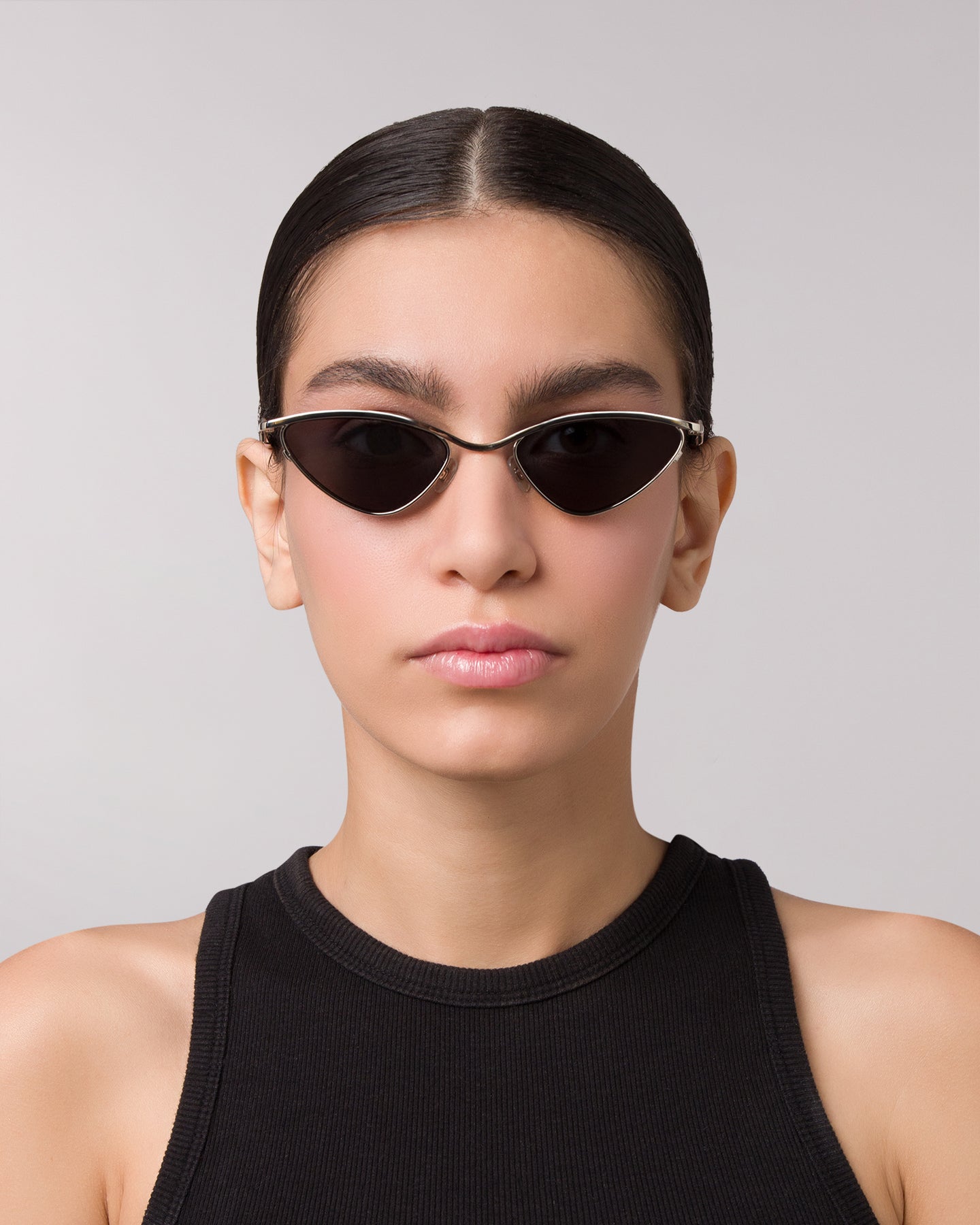 Best Sunglasses for Women – Zoe Silver, Available Online in USA, UK, Canada & UAE